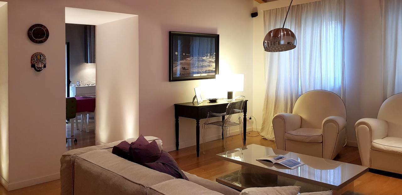 Two-Bedroom Apartment,659199864:JPEG